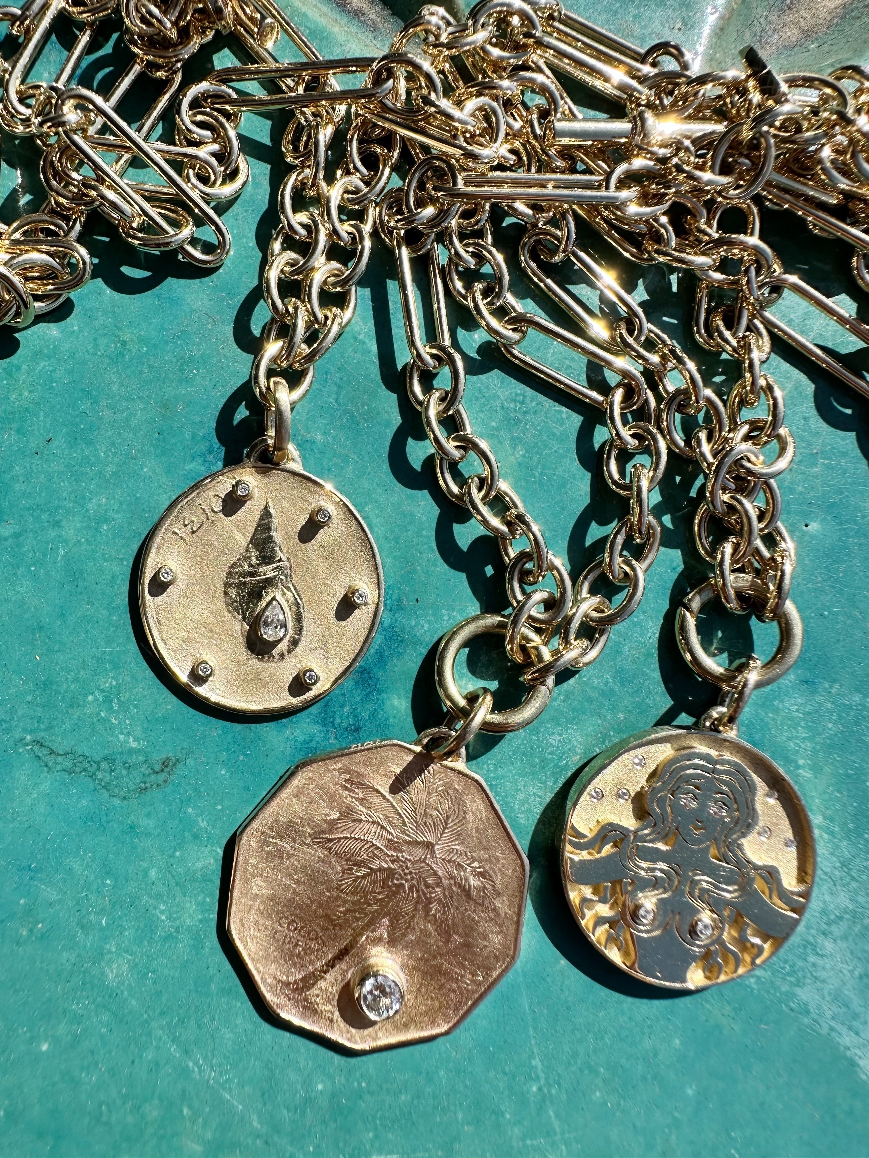 14K Gold Horn Shell Charm