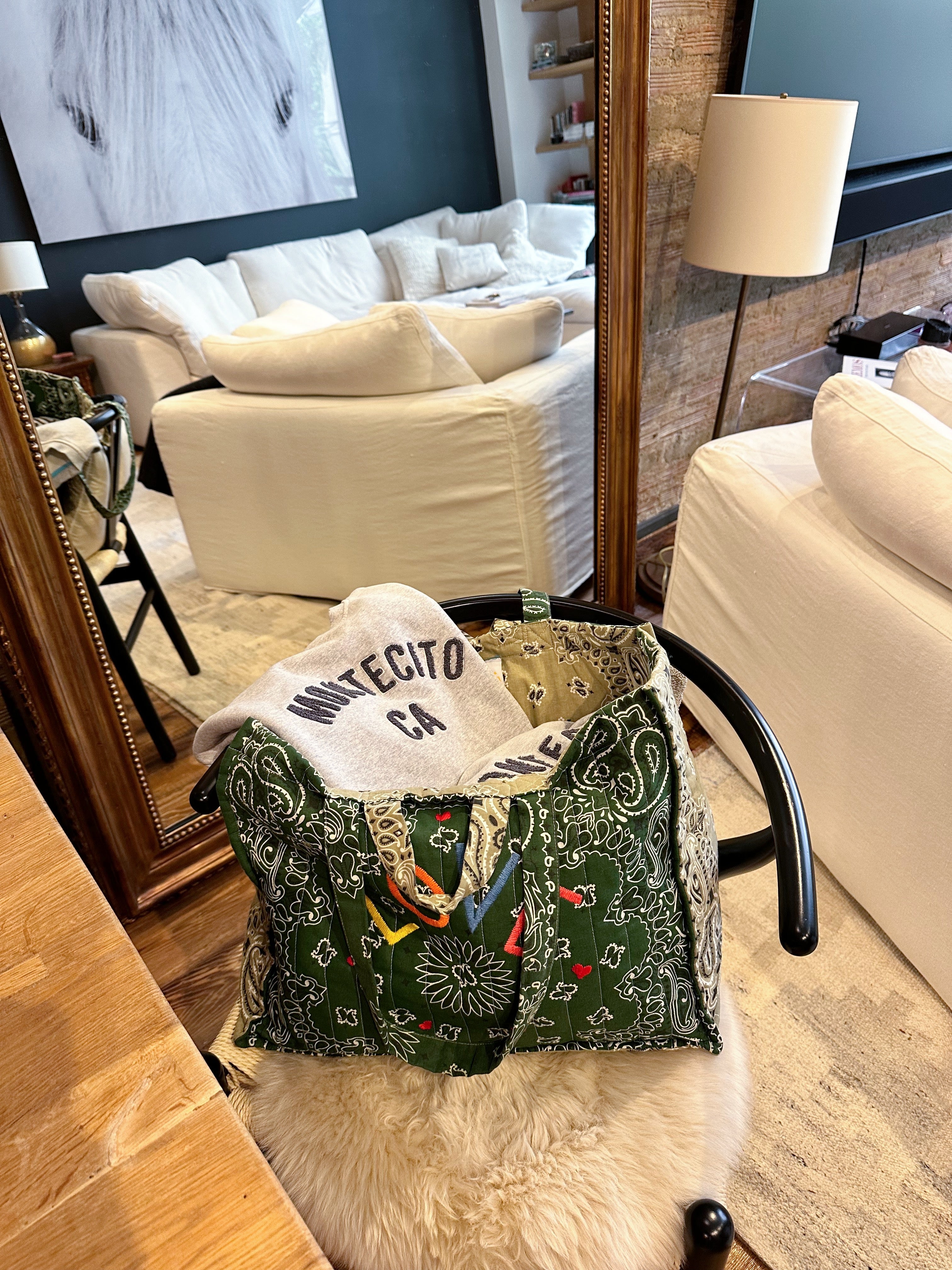MAXI QUILTED LOVE TOTE