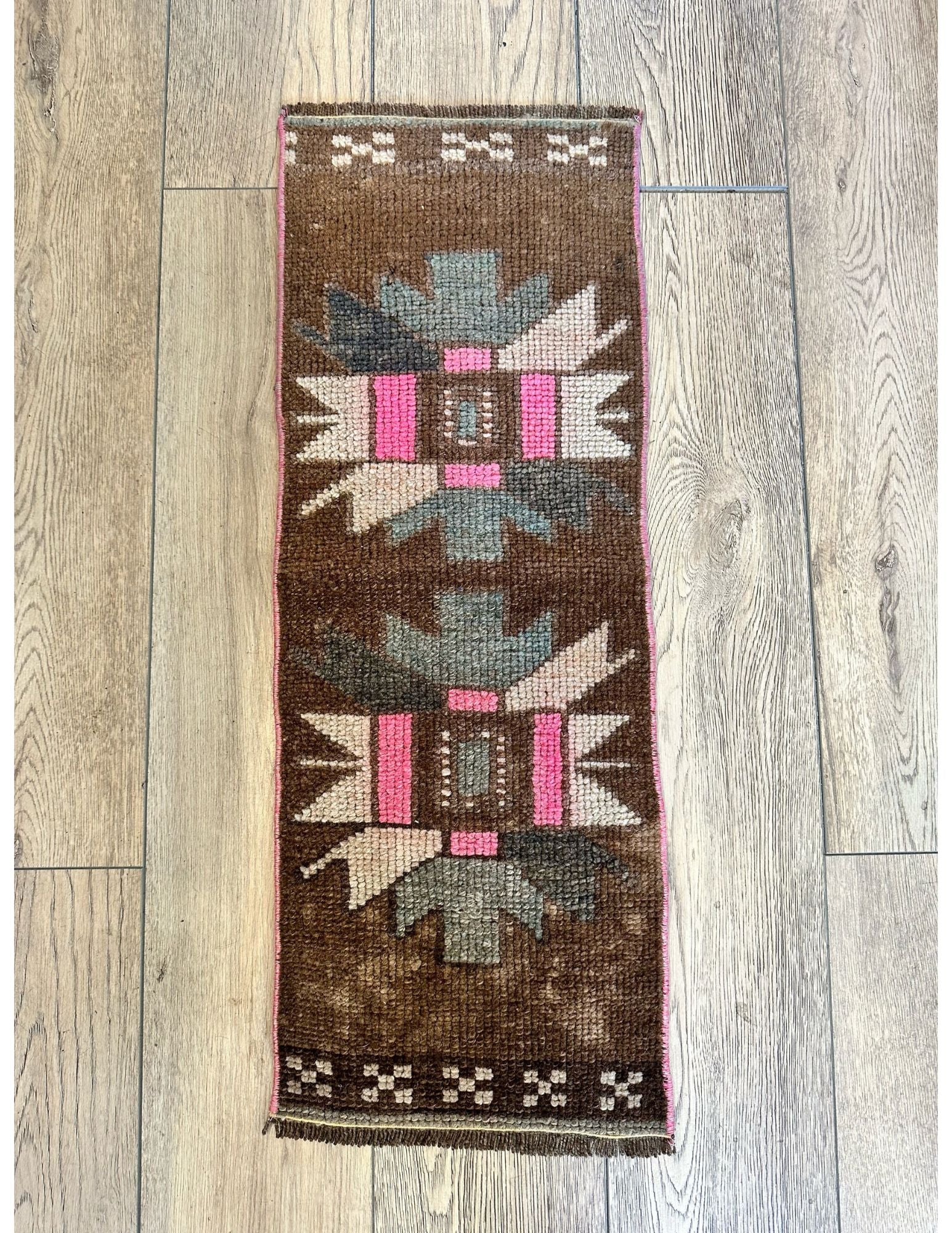 The Daisy Mini Moroccan Rug