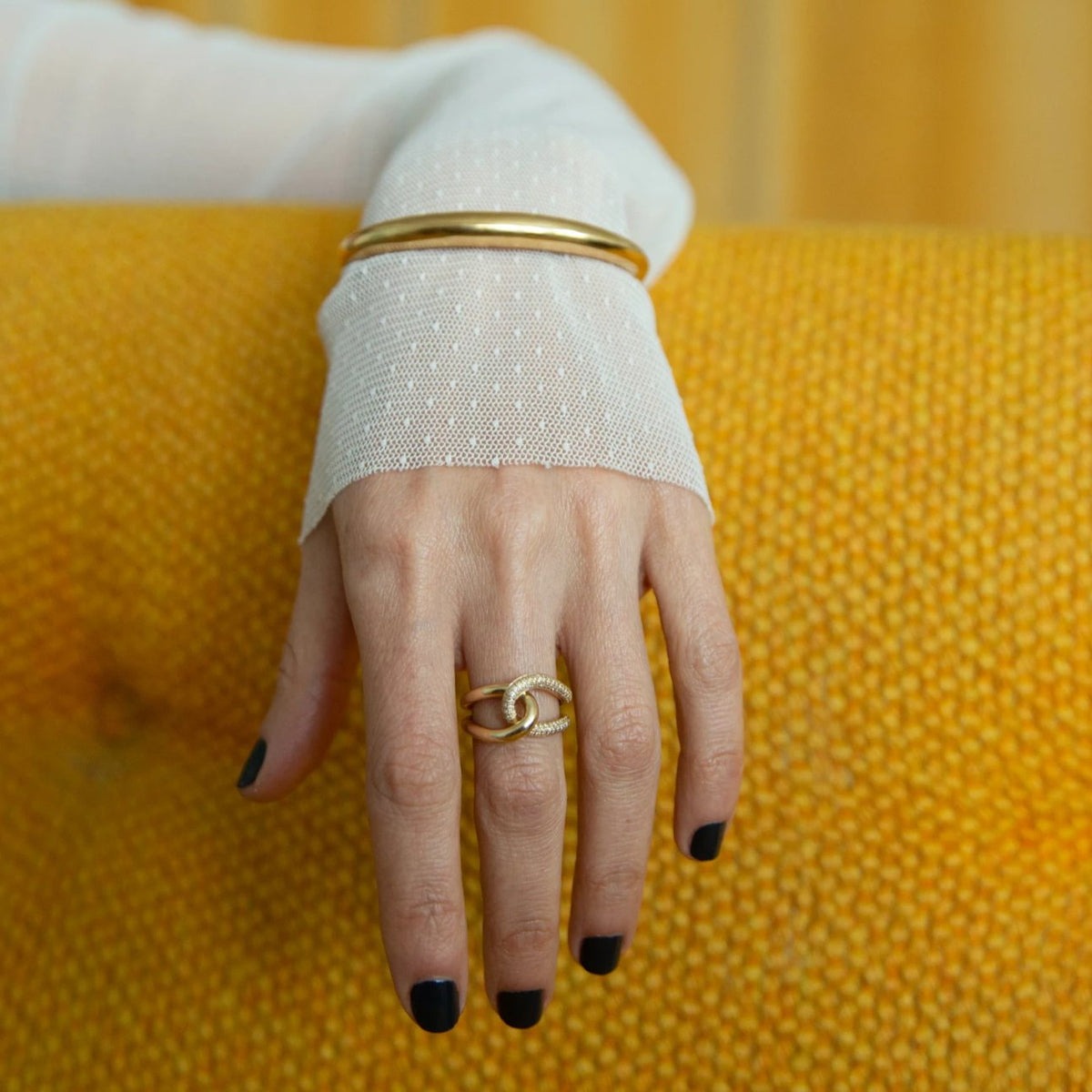 White Pavé Diamond Link Ring